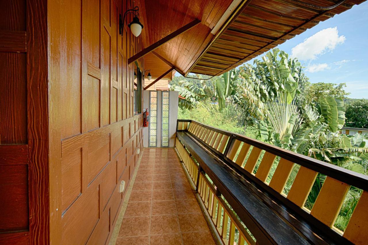 Villa Siam Lanna At Kantiang Bay Ko Lanta Esterno foto